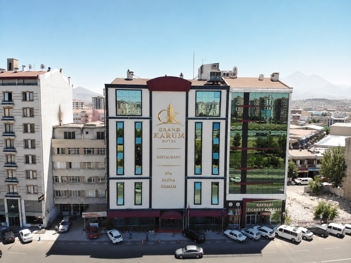 Grand Karum Hotel exterior view